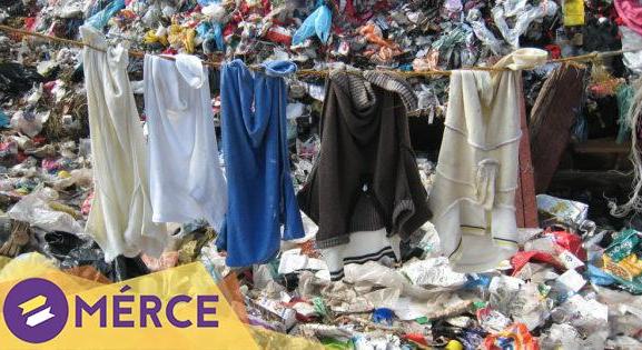 Több tízezer tonnányi ruhaszemét torlódott fel a Chile-i sivatagban