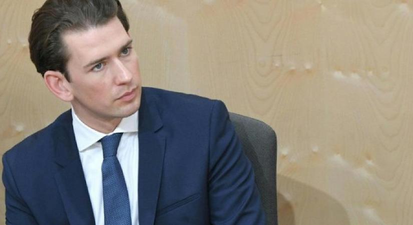 Az osztrák parlament megfosztotta mentelmi jogától Sebastian Kurzot