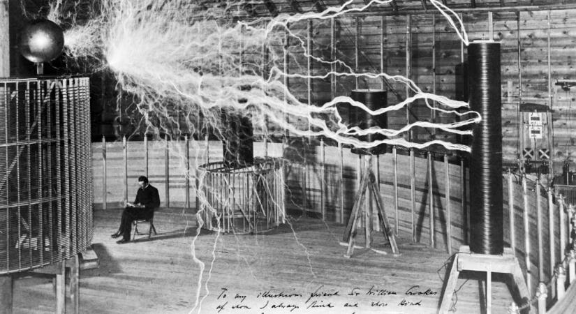 Nikola Tesla Budapest porába rajzolta világraszóló találmányát