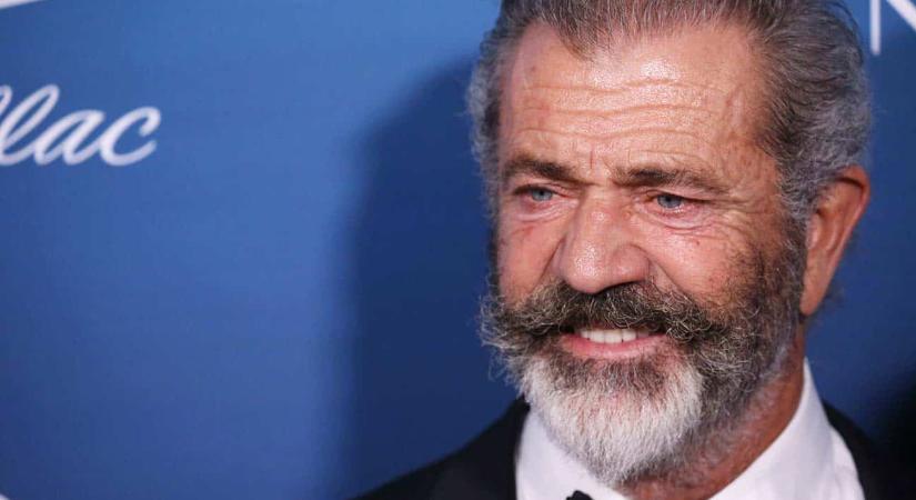 Testőrök nélkül járja Budapest utcáit Mel Gibson
