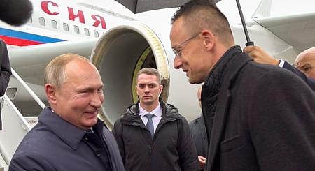 Vlagyimir Putyin barátságrenddel tüntette ki Szijjártó Pétert