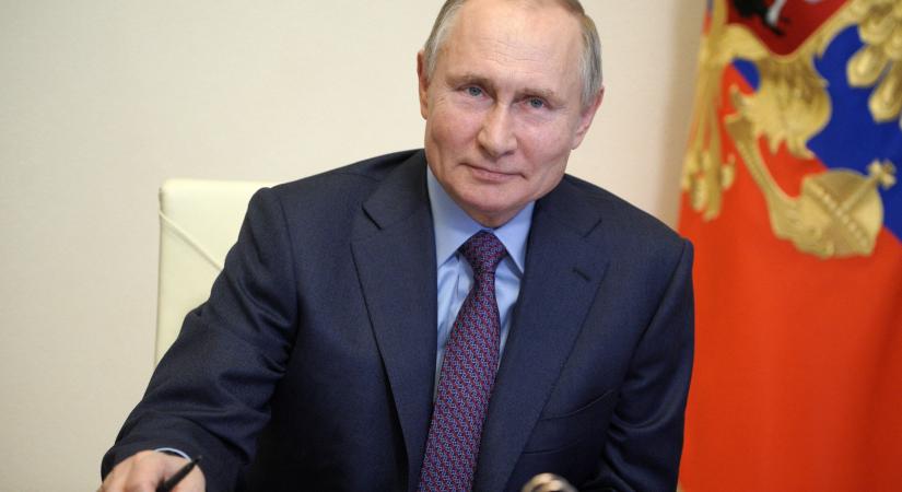 Vlagyimir Putyin Szputnyik Light megerősítő oltást kapott