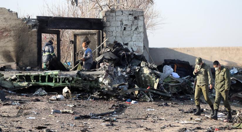 Tíz iráni katona ellen indult eljárás az ukrán utasszállító lelövése miatt