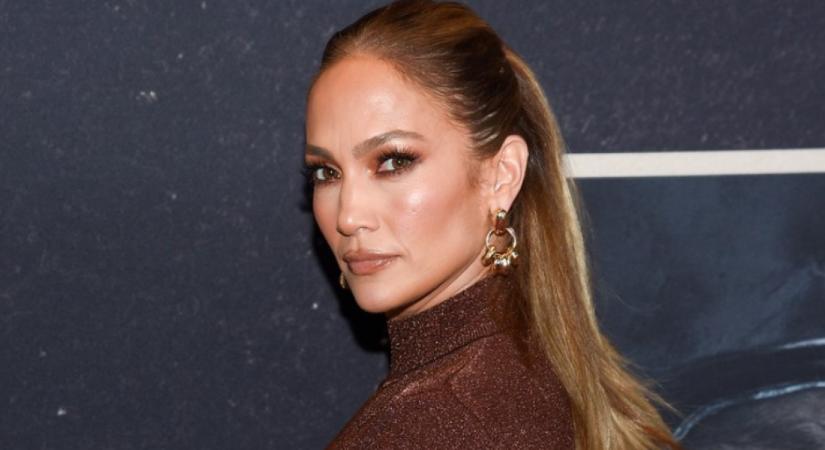 Nem hiszel a szemednek: Jennifer Lopez valóslágos hercegnőként lépett a színpadra