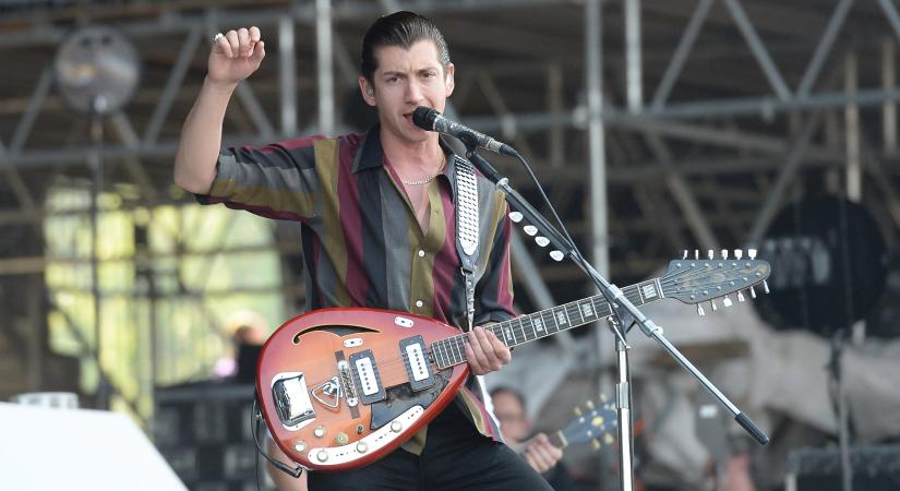 Arctic Monkeys és Dua Lipa is lesz a jövő évi Szigeten