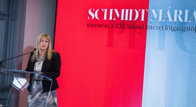 Újabb 700 milliót költhet Schmidt Mária alapítványa a láthatatlan emlékévre