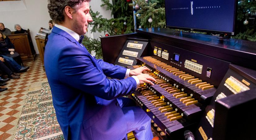 Látványos ünnepi orgonakoncert lesz Veszprémben Rákász Gergellyel