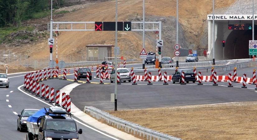 Bevezetik az elektronikus útdíjfizetést a horvát autópályákon