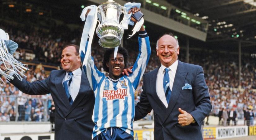 FA-kupát nyert legendás edzőjét gyászolja a Coventry City