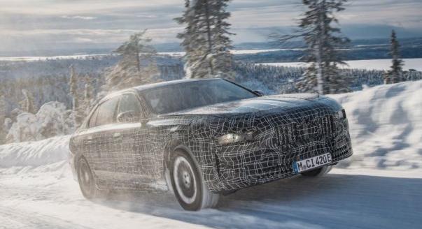 BMW i7: Megbízhatósági teszt jégen és hóban