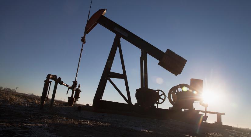 Egy amerikai nagybank megdöbbentő jóslatot közölt az olajárról