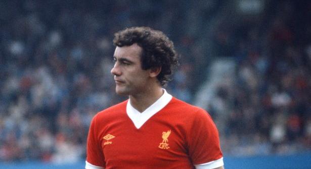 Gyászol a focivilág: elhunyt a Liverpool legendás játékosa