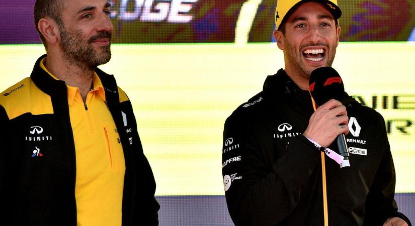 Kép: Ricciardo végre „behajtotta” a tetoválást korábbi főnökén