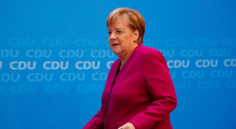 Angela Merkel utolsó, több mint 600. kancellári videoüzenetében az oltásokra bíztat