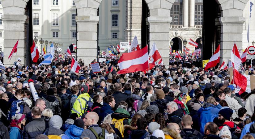 Szombaton Európa több nagyvárosában is tüntettek a korlátozások ellen