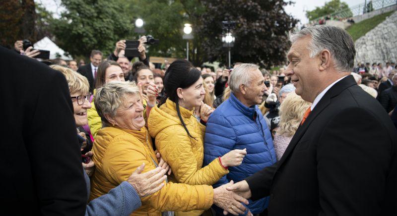 "Most már biztosra vehető az Orbán-kormány fölényes választási győzelme" – így kalkulál a kormánybarát egyesület