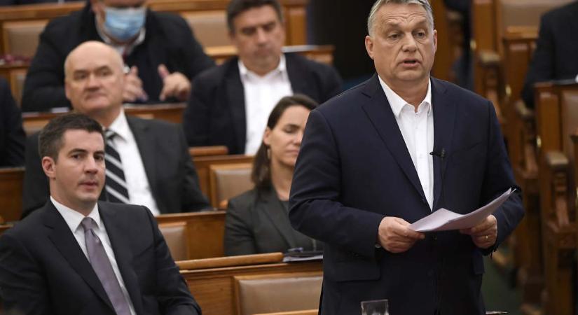 Orbán Viktor: három helyett öt százalékkal emelkedik a nyugdíj januártól