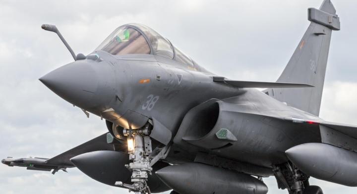 Az Egyesült Arab Emírségek francia Rafale szuperszonikus harci gépeket vásárol