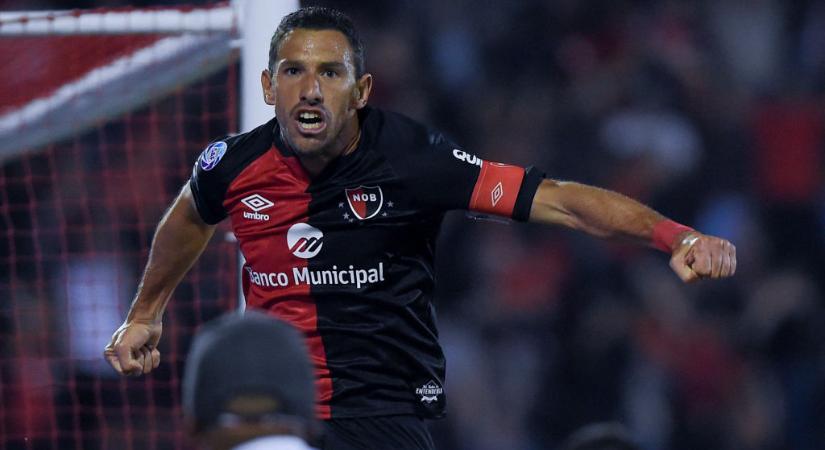VIDEÓ: Maxi Rodríguez könnyek közepette búcsúzott a labdarúgástól