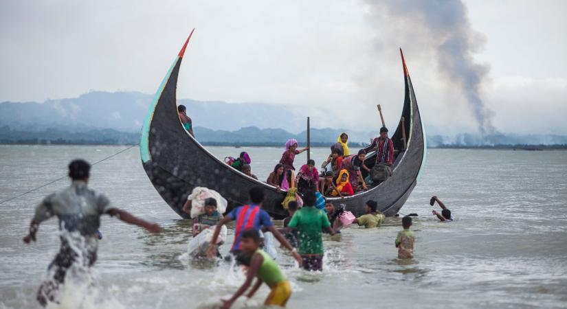 Rohingya menekültek 150 milliárd dolláros kártérítésre perlik a Facebookot