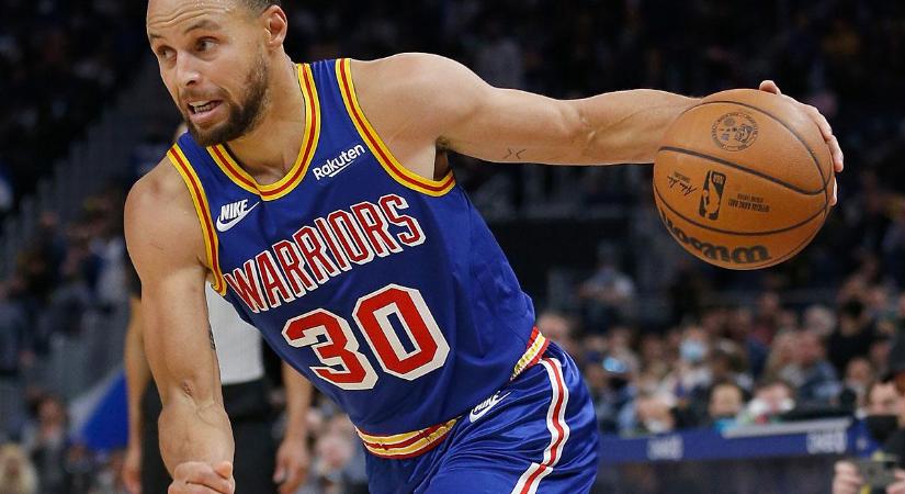 NBA: Curry a félpályáról is bedobta, nagyon közel a csúcs!