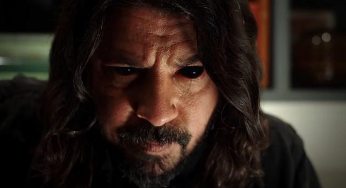 Jön egy horrorfilm, amiben a Foo Fighters komoly trancsírba kerül