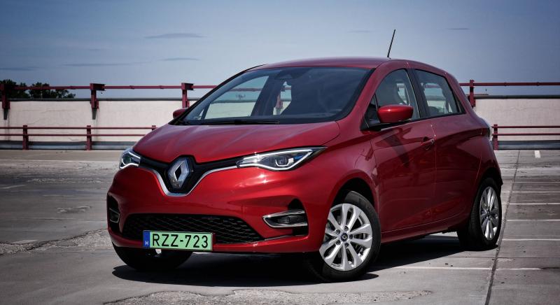 A biztonságon spórolnak? – a Renault Zoe nulla, a Dacia Spring egy csillagos töréstesztet produkált