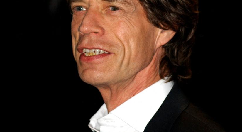 Hasonlít híres apjára? Képeken Mick Jagger legkisebb fia, ötödik születésnapján