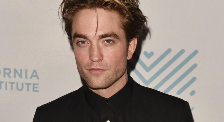 Így andalog a fagyos New Yorkban Robert Pattinson és barátnője