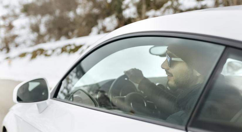 Bajba kerülhetnek az autósok a téli kabát miatt