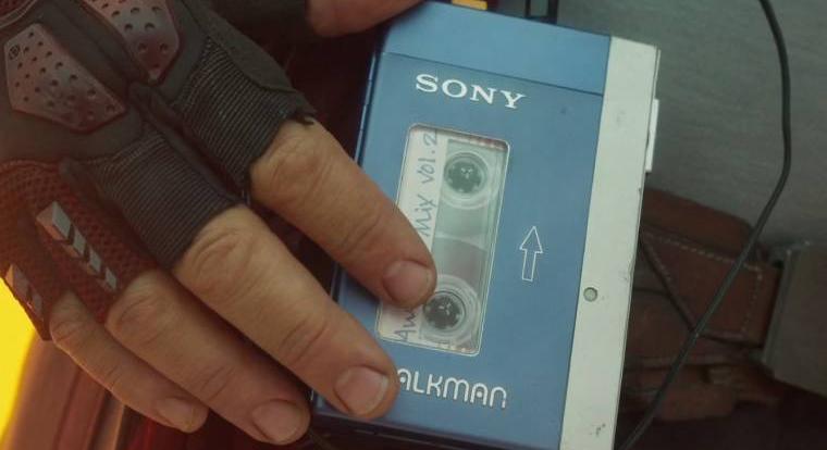 AAA-játékokat is futtat az Űrlord Walkmanjéből készült hordozható konzol