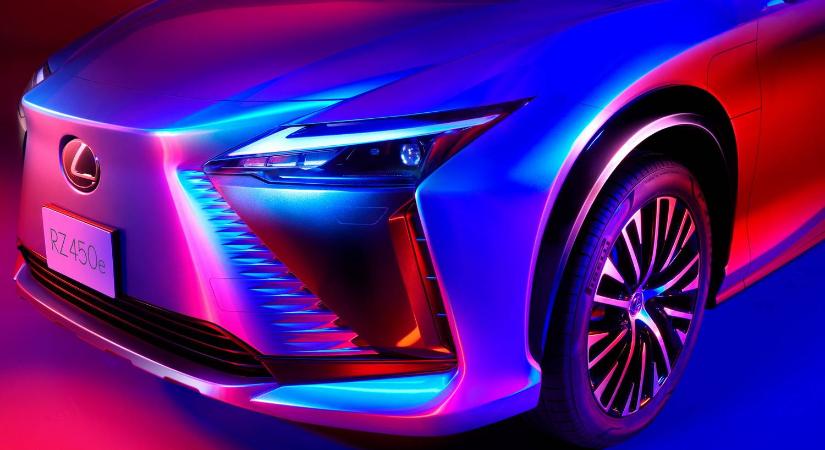 Új képeken a Lexus elektromos crossovere