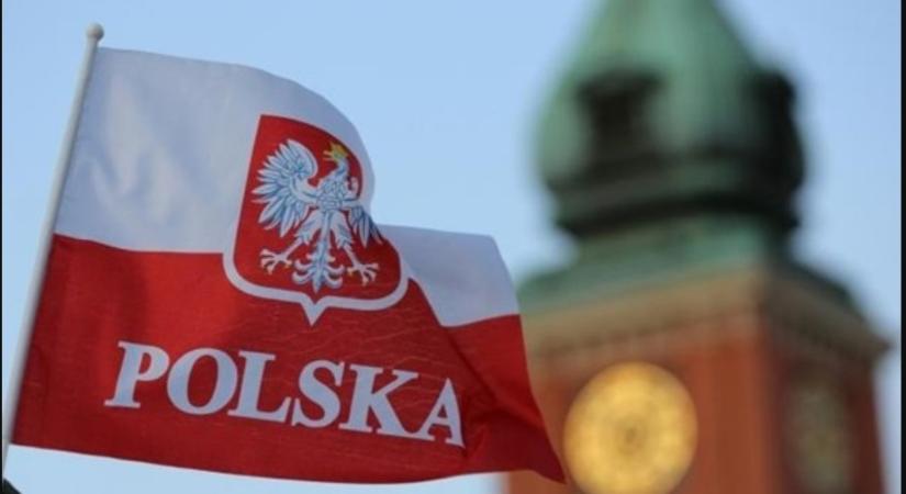 Az EU aggódik a lengyel médiatörvény-módosítás miatt