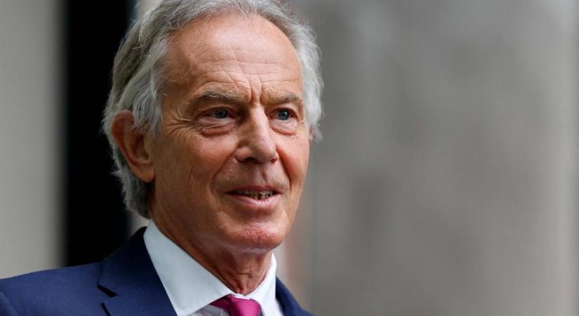 Tony Blair: „aki elutasítja az oltást, az egy idióta”