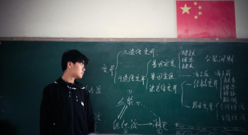 39 kisiskolást sebesített meg egy késes támadó Kínában