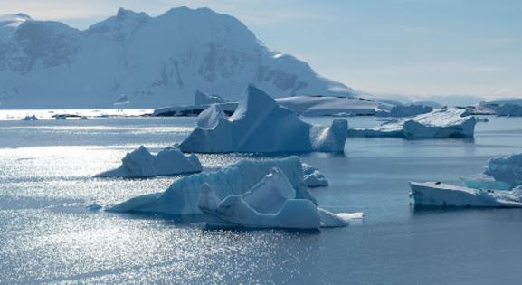 Van élet az Antarktisz jege alatt is