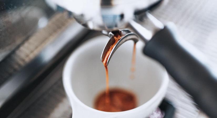 Mire figyelj a kávéfőző otthoni karbantartásánál?