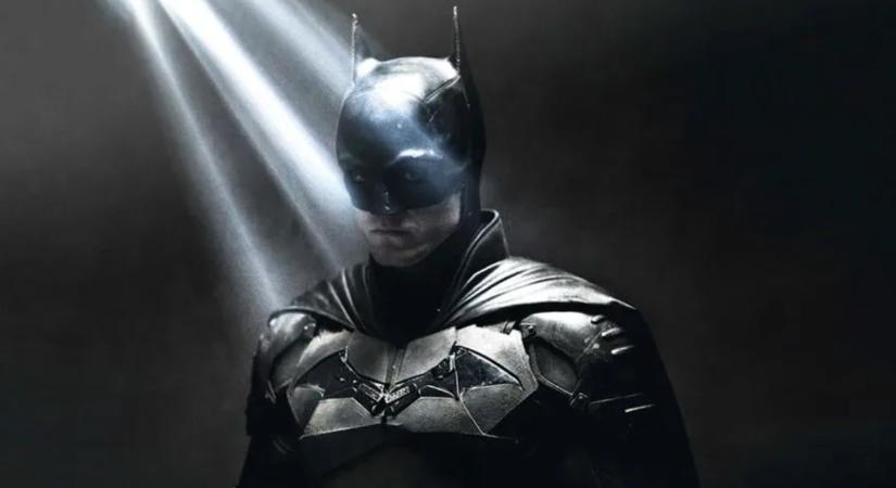 A Warner Bros-nak egyelőre nem áll szándékában elhalasztani a Batman bemutatóját, mégis baljós az a nyilatkozat, amit tettek