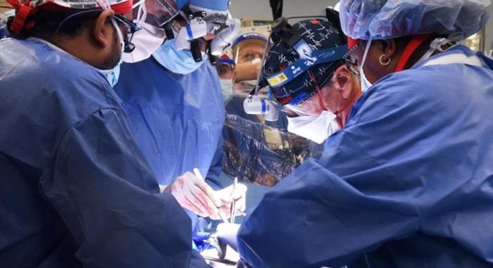 Hihetetlen transzplantációs műtét történt az USA-ban