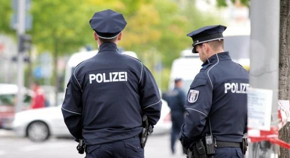 Több mint négyszáz feltételezett elkövetőt azonosítottak egy németországi pedofilügyben