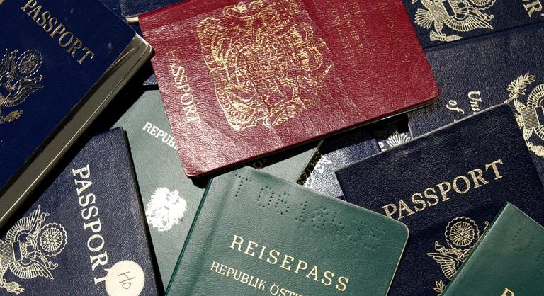 Ezek idén a legerősebb útlevelek a világon, az első tízben ott a magyar is