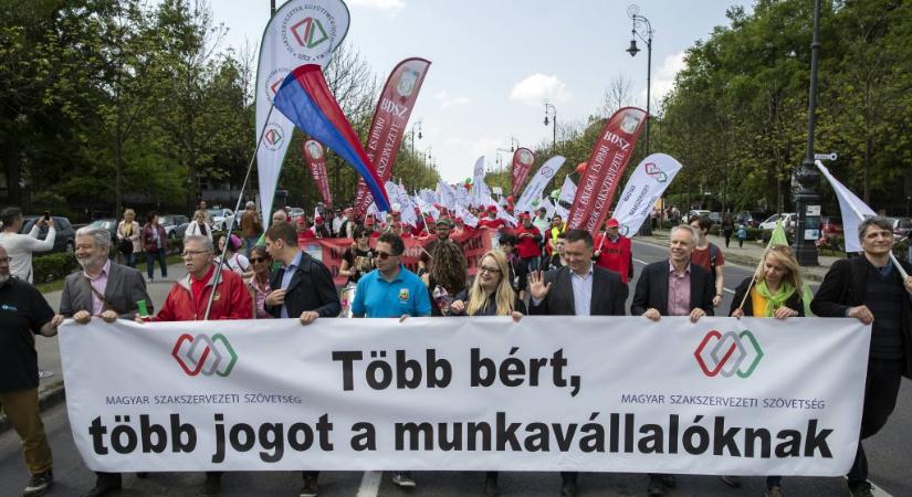 Figyelmeztető demonstrációra készül a Magyar Szakszervezeti Szövetség