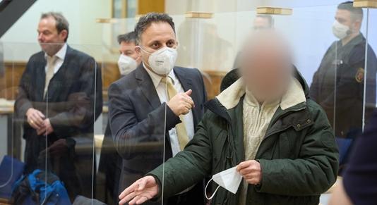 Börtönbüntetésre ítéltek Németországban egy szír háborús bűnöst