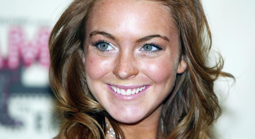 Lindsay Lohan smink nélküli szelfije - A 2000-es évek tinisztárját így is felismered?