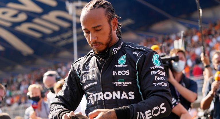 Az FIA közleményben jelezte: nem engednek Hamilton zsarolásának