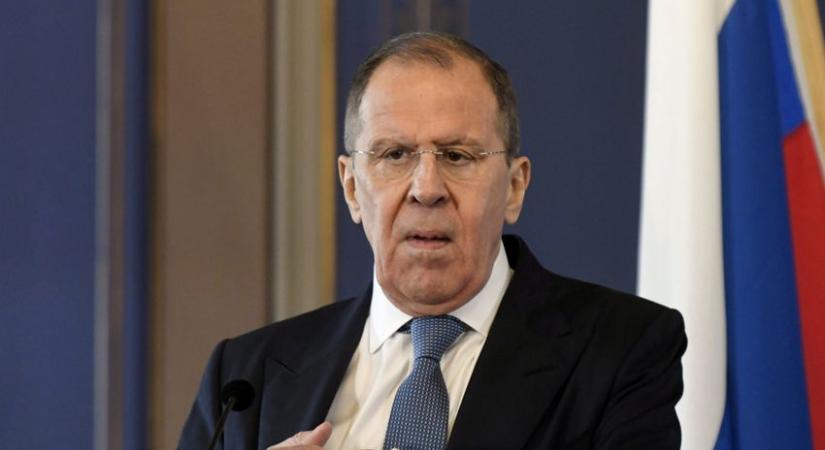Lavrov kijelentette, hogy elfogadhatatlan Ukrajna NATO-tagsága