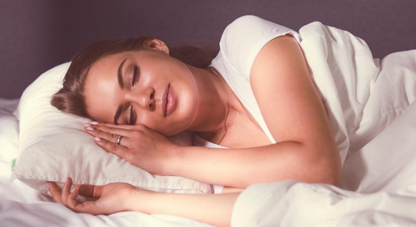 Tudtad? Az alvópózod sokat elárul az egészségedről!