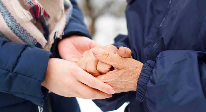 Télen megnő a stroke kockázata időseknél: így segíthetsz a környezetedben élőknek