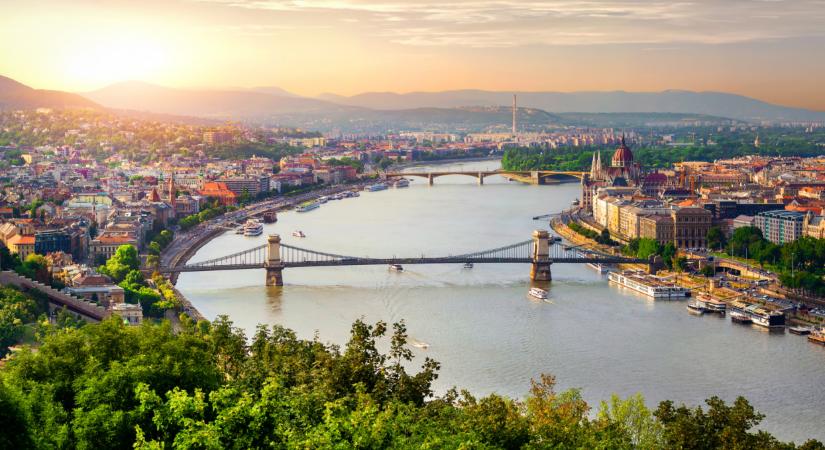 Elképesztő mennyiségű pénzt fektetnek be Magyarországon: ezekből az országokból ömlik ide a tőke