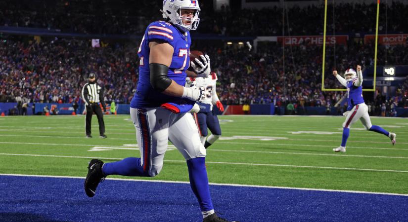 Történelmi tett az NFL-rájátszásban: a Buffalo Bills minden támadásából touchdownt ért el - videó